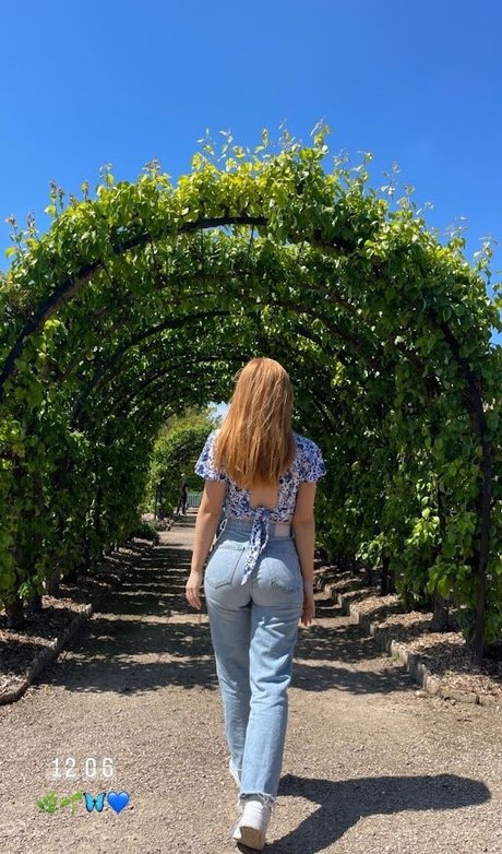 Rosyshimmer star naked galleries