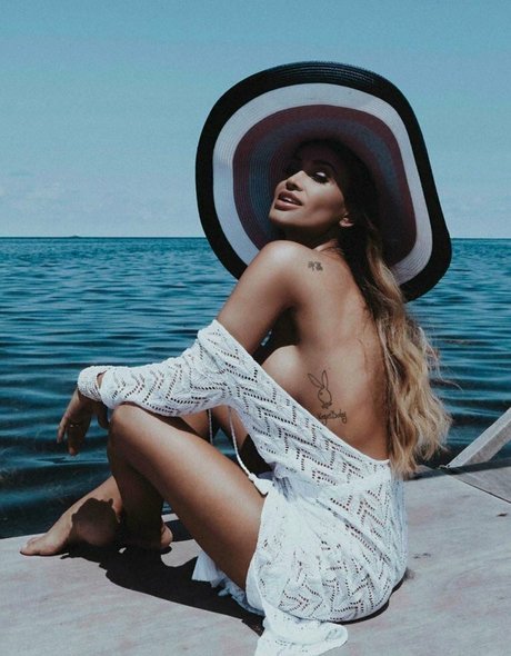 Yevgeniya Pechlaner hot model picture