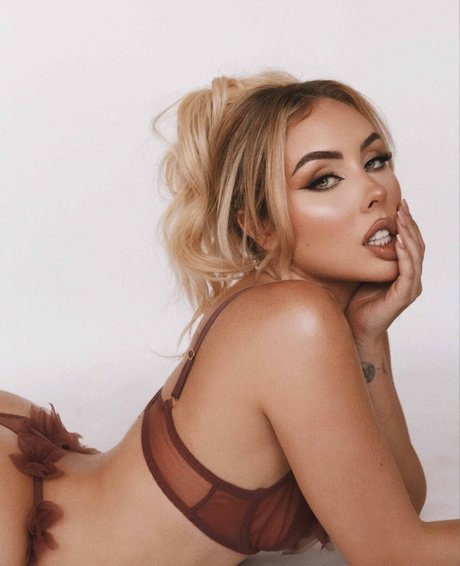 Maya Mazor pornstar naked image