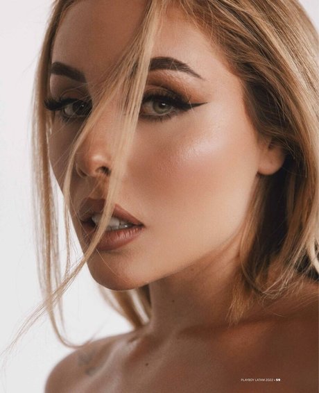 Maya Mazor perfect star photos