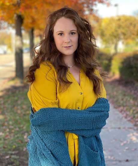 Ashleigh Burton erotic pornstar pics