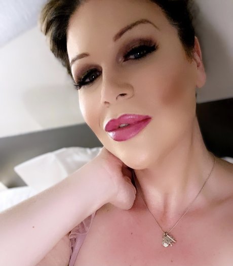 Olivia Honey XXX_ model erotic img