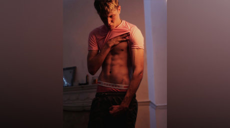 MASTER TOM_ model pornographic pic