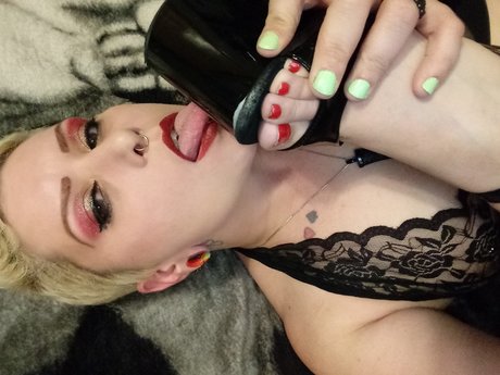 NudeTarotMuse pornstar exclusive image