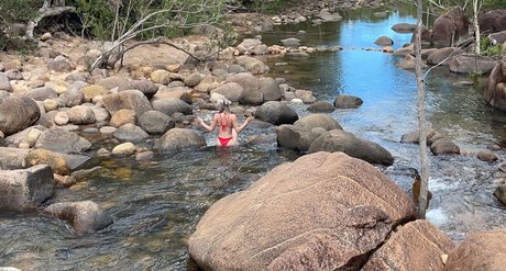 NoFaceNoCase 18 model top pictures