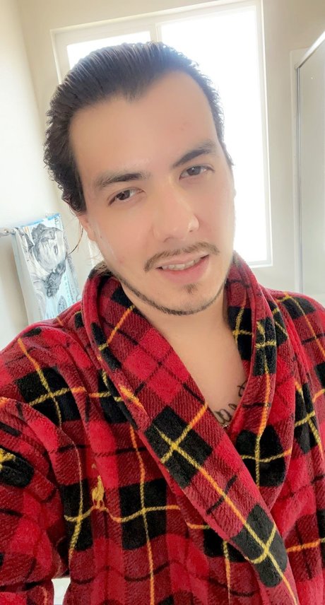 PapiCock erotic model gallery