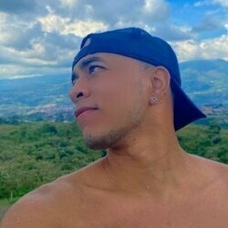 Paolo_ naked star image