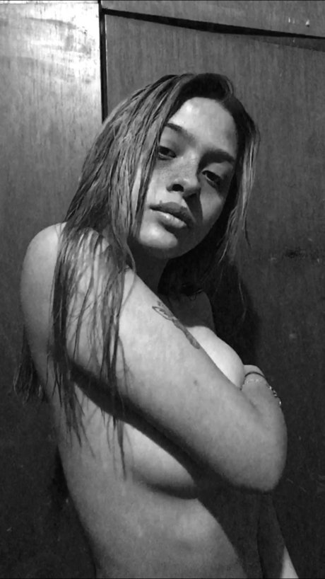 ori_ best model photo