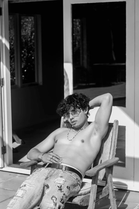 Dr Schultz naked model photos