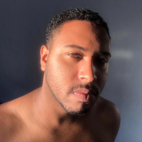 Luk o sexy star image