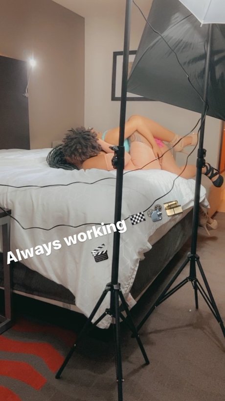 Pornlandia model naked picture