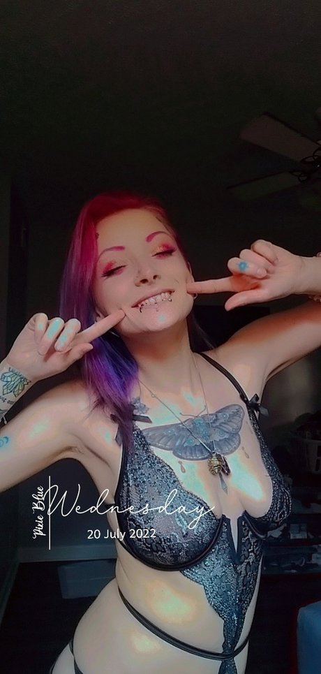 Pixie Bluee model hd images