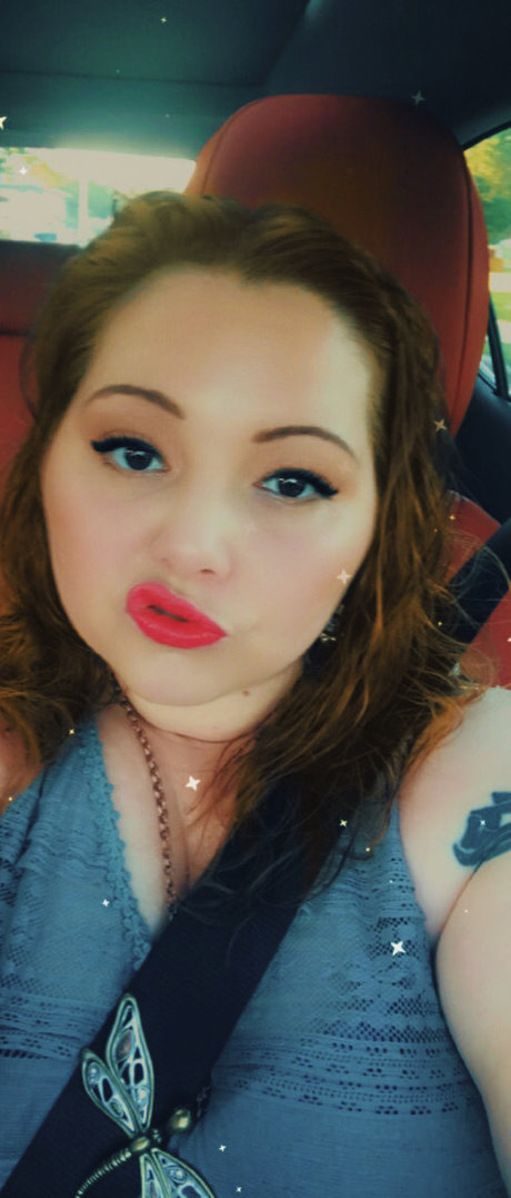 LuLu Pin Up_ naked actress img