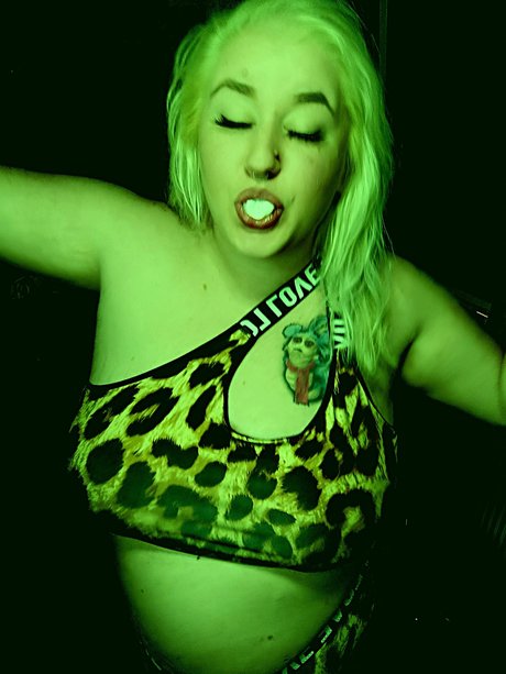 Phat pervi pornographic model images