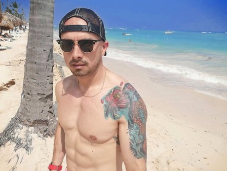 Roberto Perez Henriquez hot model pic