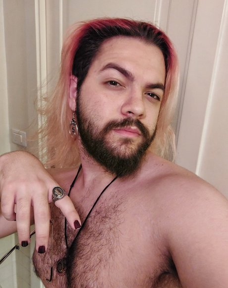 PurpleMhoth star naked gallery