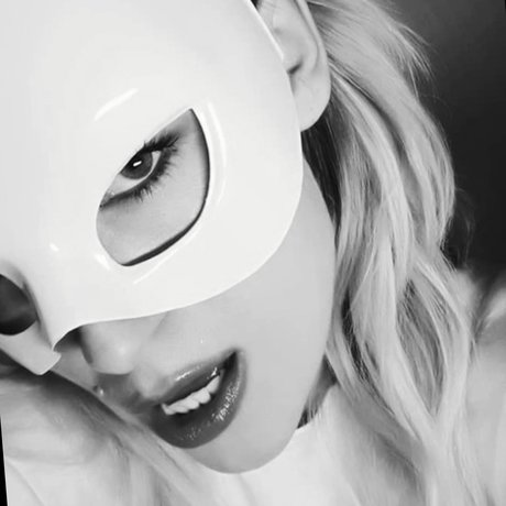 Prokuror_ star naked picture