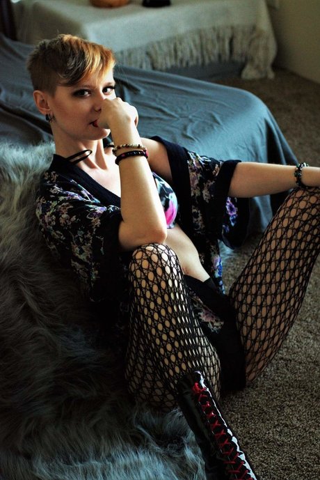 Aqua Singer hot star picture