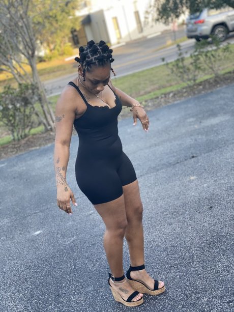 Prettynpink pornstar pic