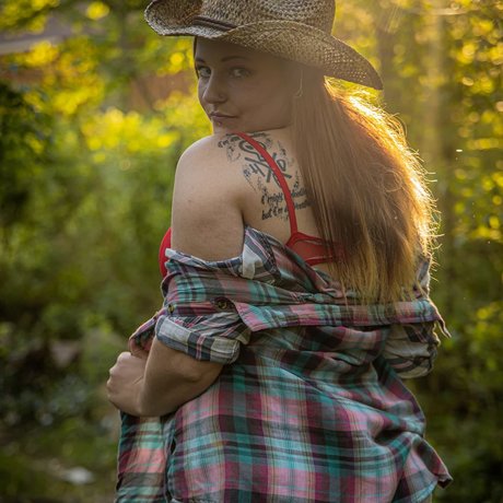 Riot 95 porn actress image