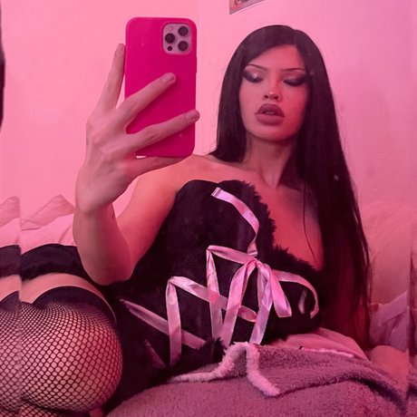 The Kim Paris model xxx pics