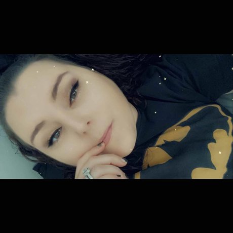 Reesa model erotic image