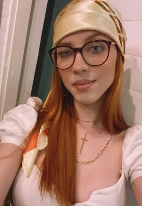 lesbian fingering onlyfans nice pictures