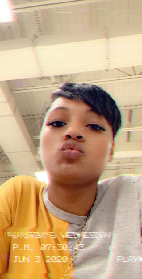 Sylly adult star pic