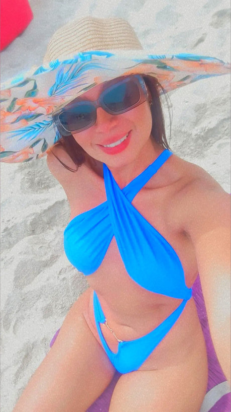 Raely Sweet pornstar top image