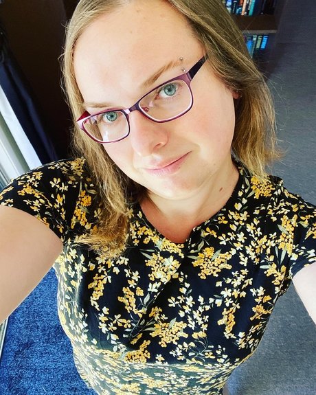 Miss Mara beautiful pornstar images