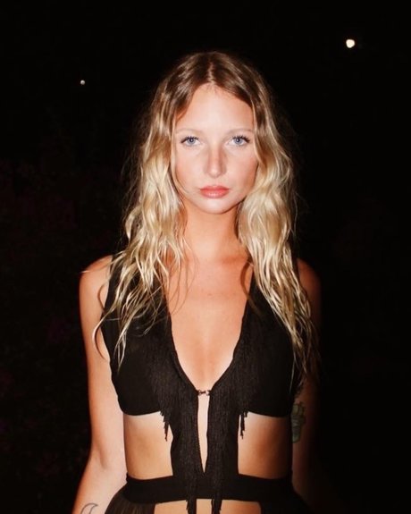 mapinut art star photos