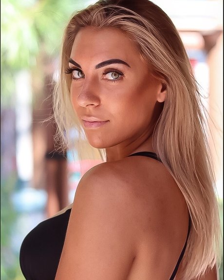 pov teen onlyfans exclusive picture