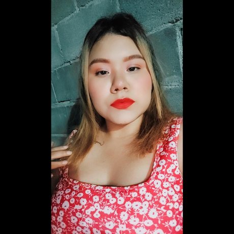 Ariana Ramos actress image