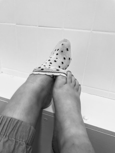 gloves onlyfans xxx pics