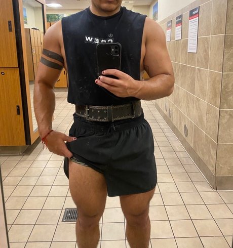 Roman Grey star erotic photos