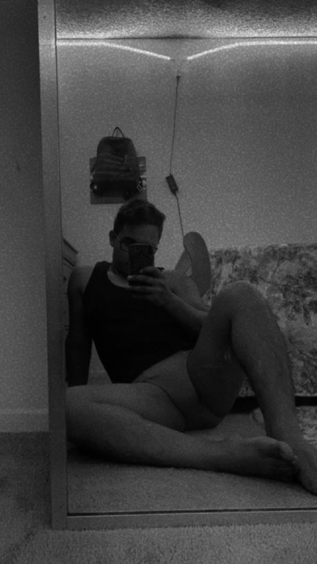 Roger Quintana porn actress archive