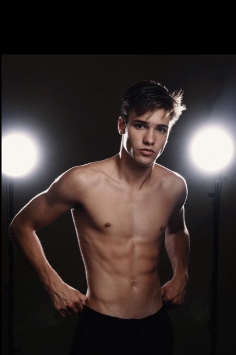 Rodrigo Nobre star porn galleries