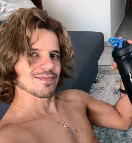 Rodaishi actress photo