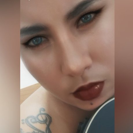 MARRENTINHA_ nude pornstar pics