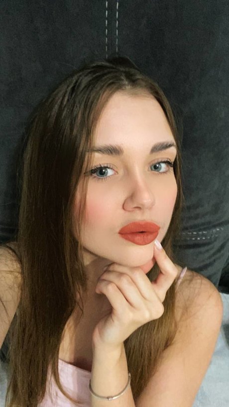 Marry Hampton star xxx image