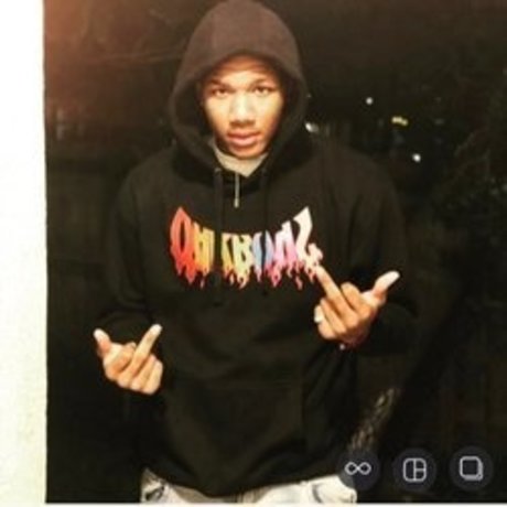 Kell hot actress pic