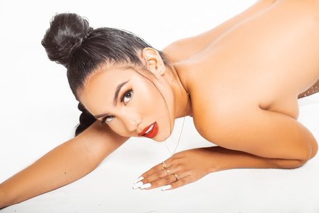 Marii Chima star beautiful gallery