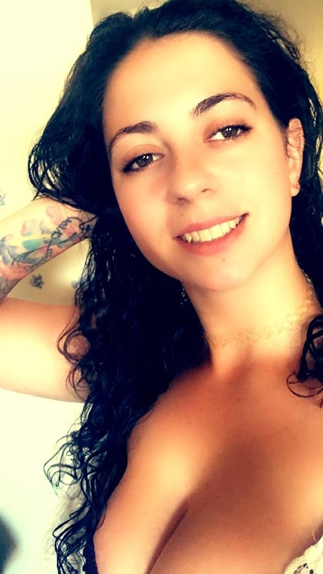 Ash Vaporeon pornstar top image