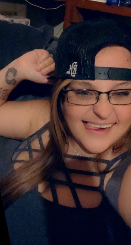 Becca Crowe adult model photo