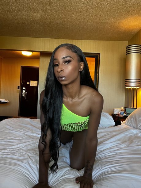 AsiaBabe erotic pornstar pics