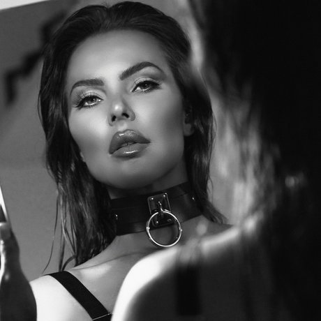 Maxie Rhoads star sexy gallery