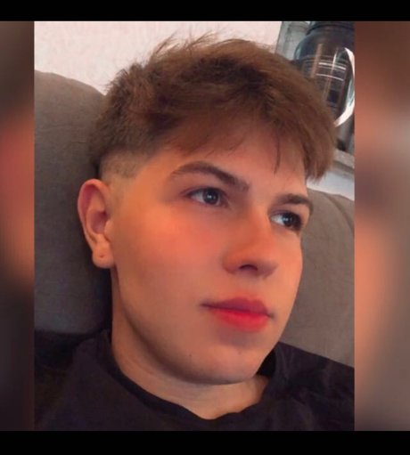 MAURICIO VILLAR model nudes img