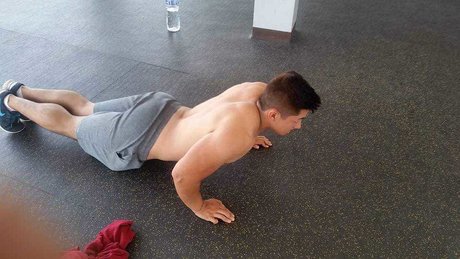 valentino balvin star sexy pics