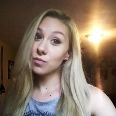 Ellie Bellie adult actress archive