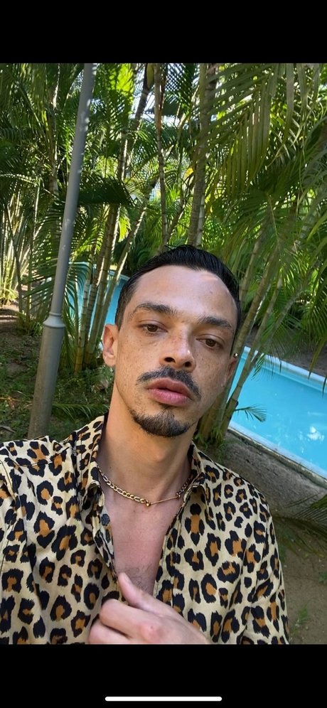 Maudeluxe hd pornstar pics